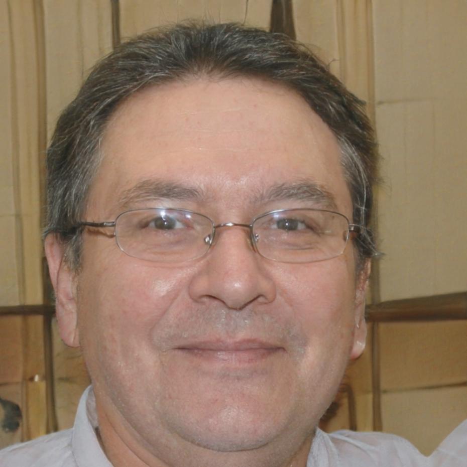 Formateur présentant des concepts de planification financière